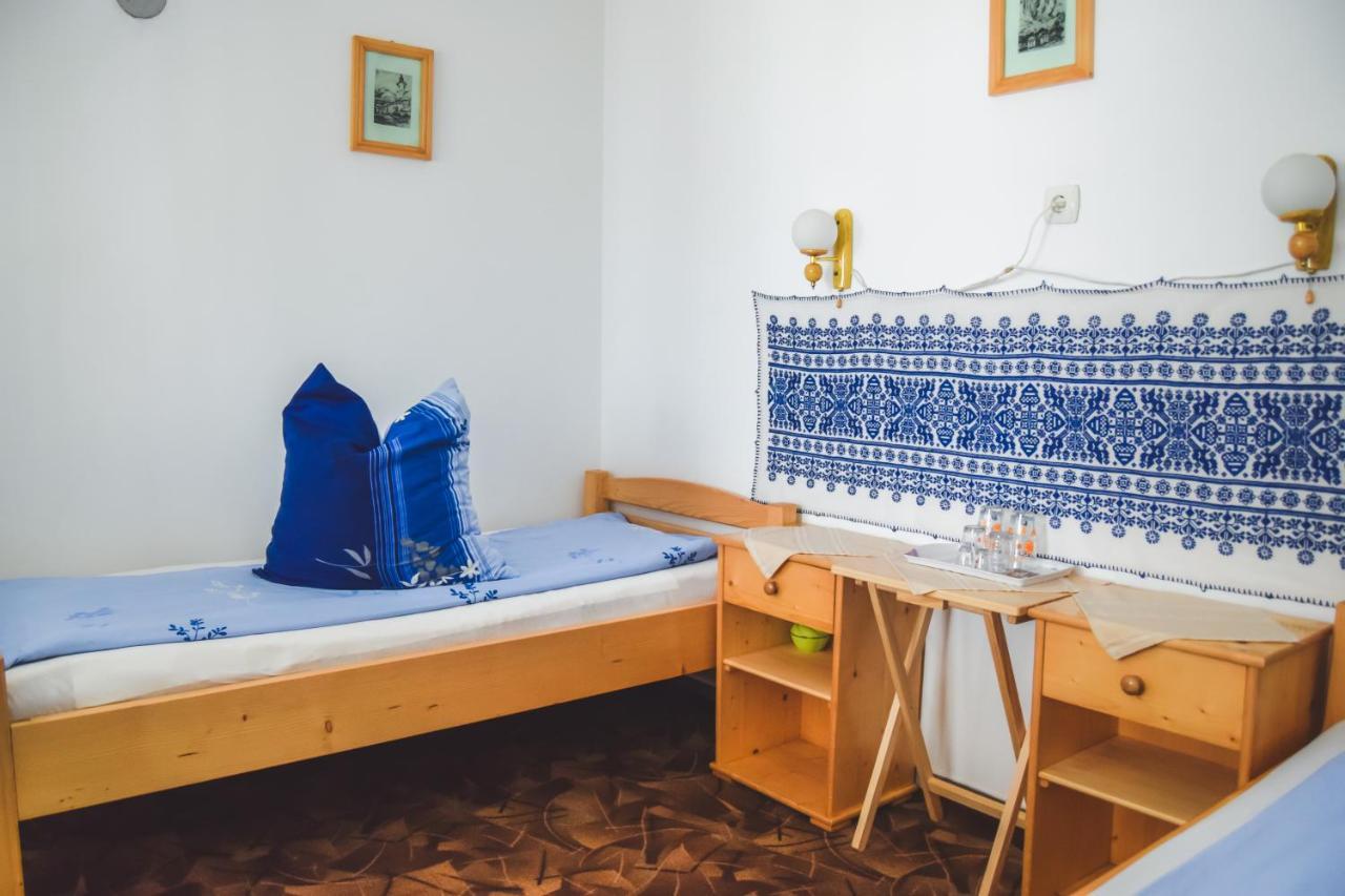 Casa De Vacanta Harsfa Vendeghaz Rimetea Exteriör bild