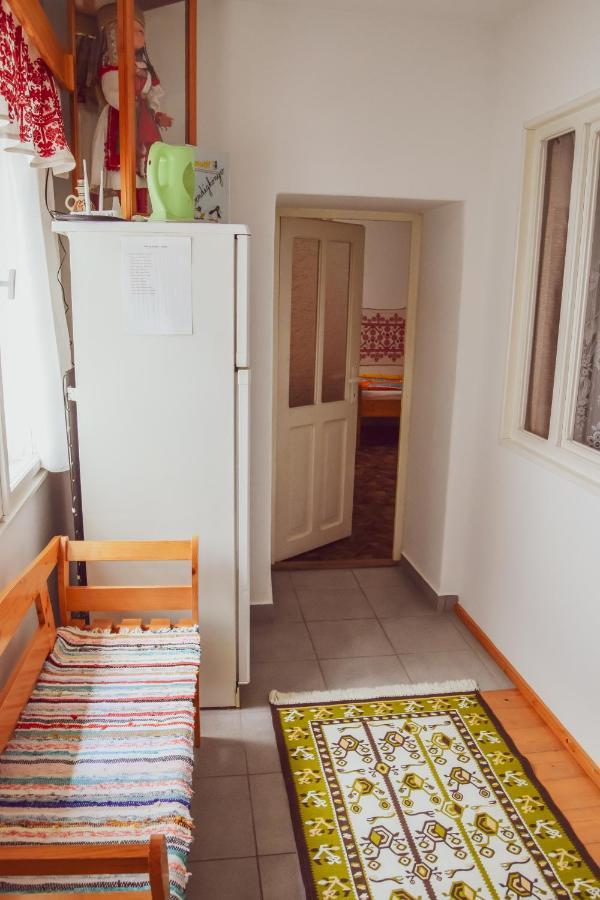 Casa De Vacanta Harsfa Vendeghaz Rimetea Exteriör bild